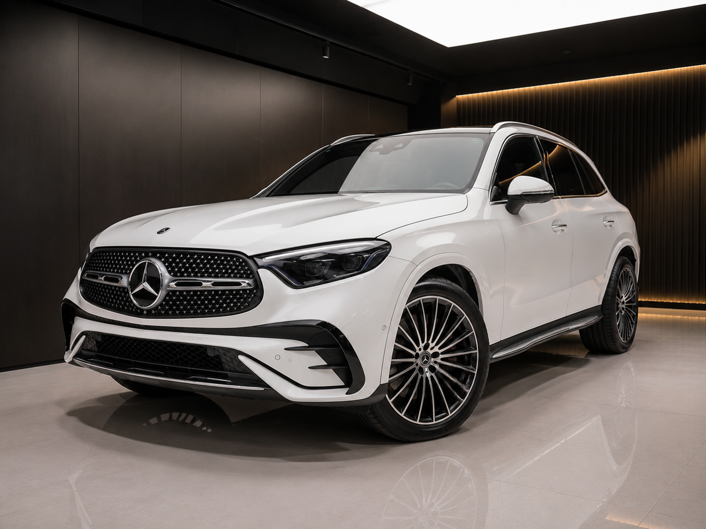 Mercedes-Benz GLC300 4MATIC luxury SUV used vehicle for export